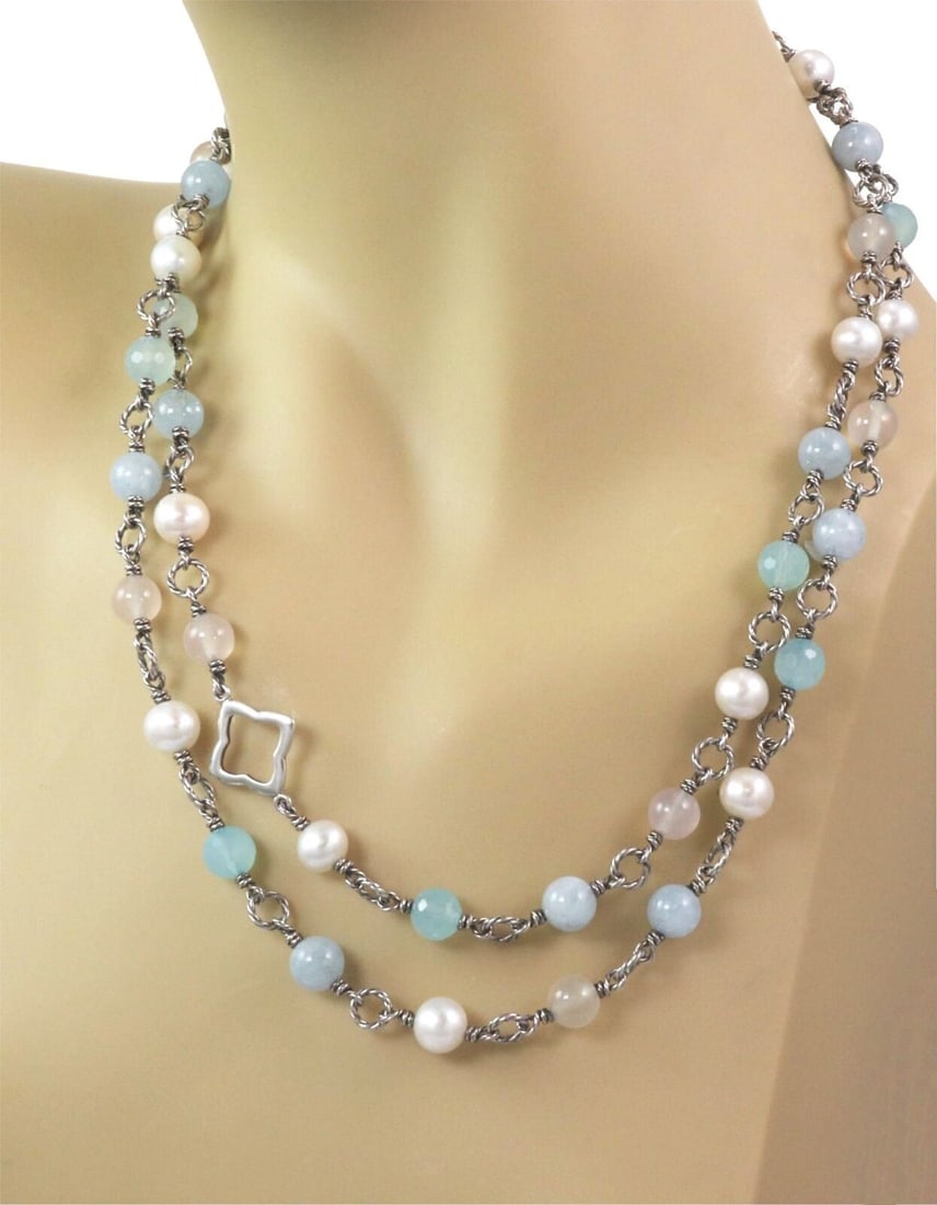 David Yurman Quatrefoil Bijoux Sterling Silver 40 in Beaded Necklace: David Yurman Quatrefoil Bijoux Sterling Silver 40 in Beaded Necklace Vintage David Yurman Quatrefoil Bijoux beaded necklace in sterling silver with signed D.Y. 925 hallmarks. This original necklace fe