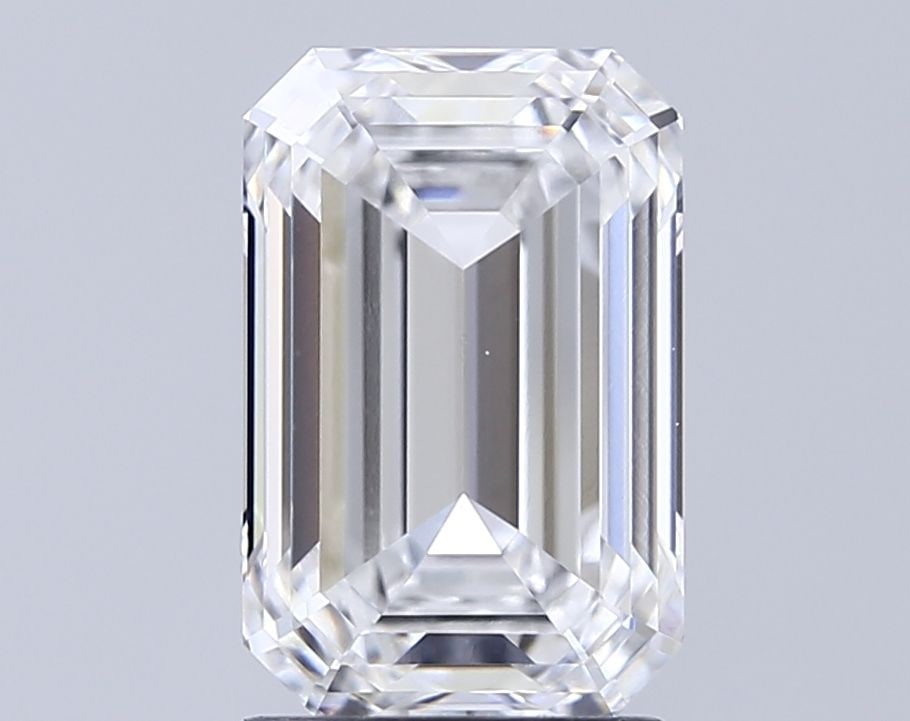 Loose Diamond - EMERALD 2.57ct D FL: Loose Diamond - EMERALD 2.57ct D FL Source: This is a real non-mined Diamond that has been grown in a lab Shape: EMERALD Carats: 2.57 Color: D Clarity: FL Certification: IGI Video: