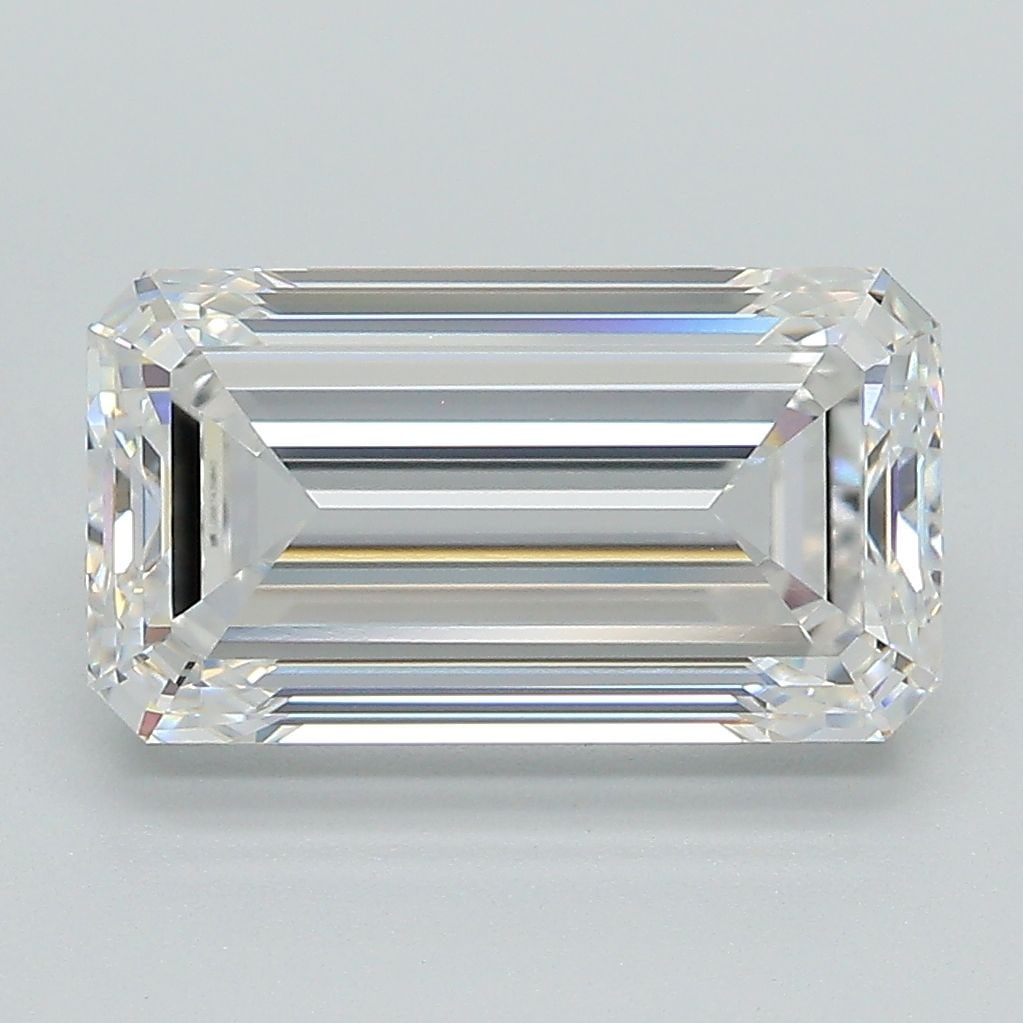 Loose Diamond - EMERALD 4.09ct E IF: Loose Diamond - EMERALD 4.09ct E IF Source: This is a real non-mined Diamond that has been grown in a lab Shape: EMERALD Carats: 4.09 Color: E Clarity: IF Certification: IGI Video: