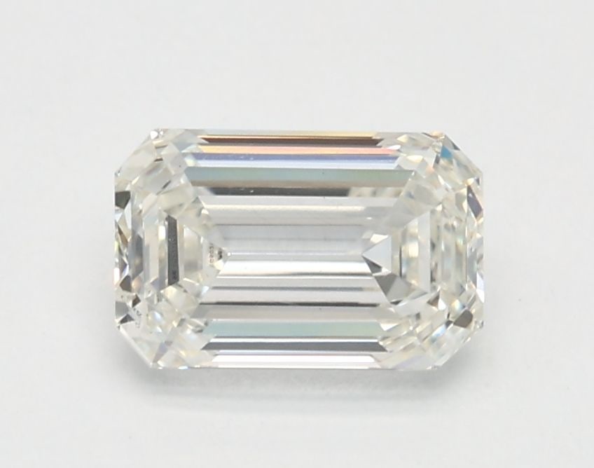 Loose Diamond - EMERALD 0.92ct H VS1: Loose Diamond - EMERALD 0.92ct H VS1 Source: This is a real non-mined Diamond that has been grown in a lab Shape: EMERALD Carats: 0.92 Color: H Clarity: VS1 Certification: IGI Video: