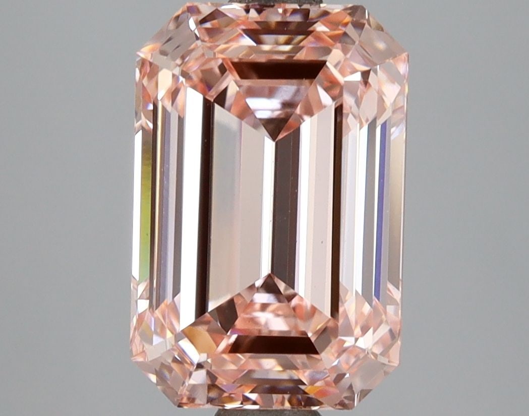 Loose Diamond - EMERALD 4.03ct Fancy Intense Pink VS1: Loose Diamond - EMERALD 4.03ct Fancy Intense Pink VS1 Source: This is a real non-mined Diamond that has been grown in a lab Shape: EMERALD Carats: 4.03 Color: Fancy Intense Pink Certification: IGI