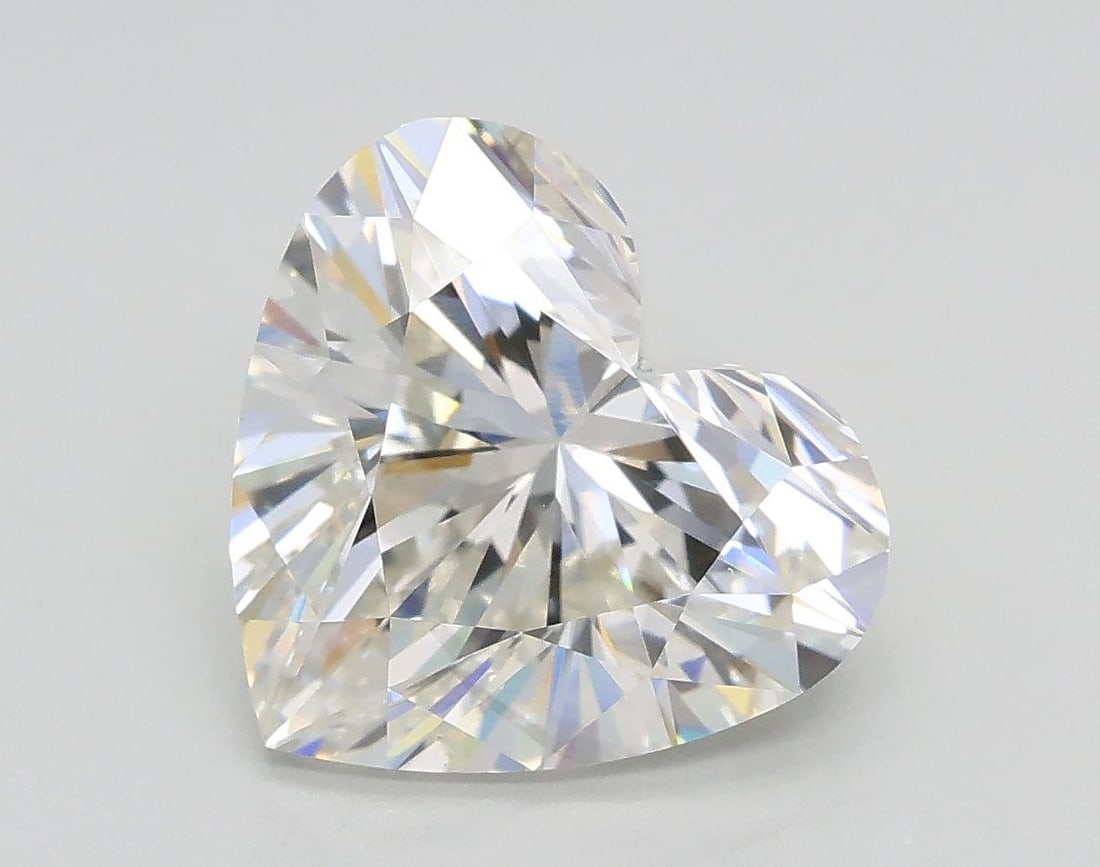 Loose Diamond - HEART 2.71ct G VS2: Loose Diamond - HEART 2.71ct G VS2 Source: This is a real non-mined Diamond that has been grown in a lab Shape: HEART Carats: 2.71 Color: G Clarity: VS2 Certification: IGI Video: