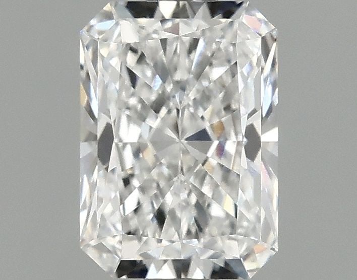Loose Diamond - RADIANT 1.03ct D VVS2: Loose Diamond - RADIANT 1.03ct D VVS2 Source: This is a real non-mined Diamond that has been grown in a lab Shape: RADIANT Carats: 1.03 Color: D Clarity: VVS2 Certification: IGI Video: