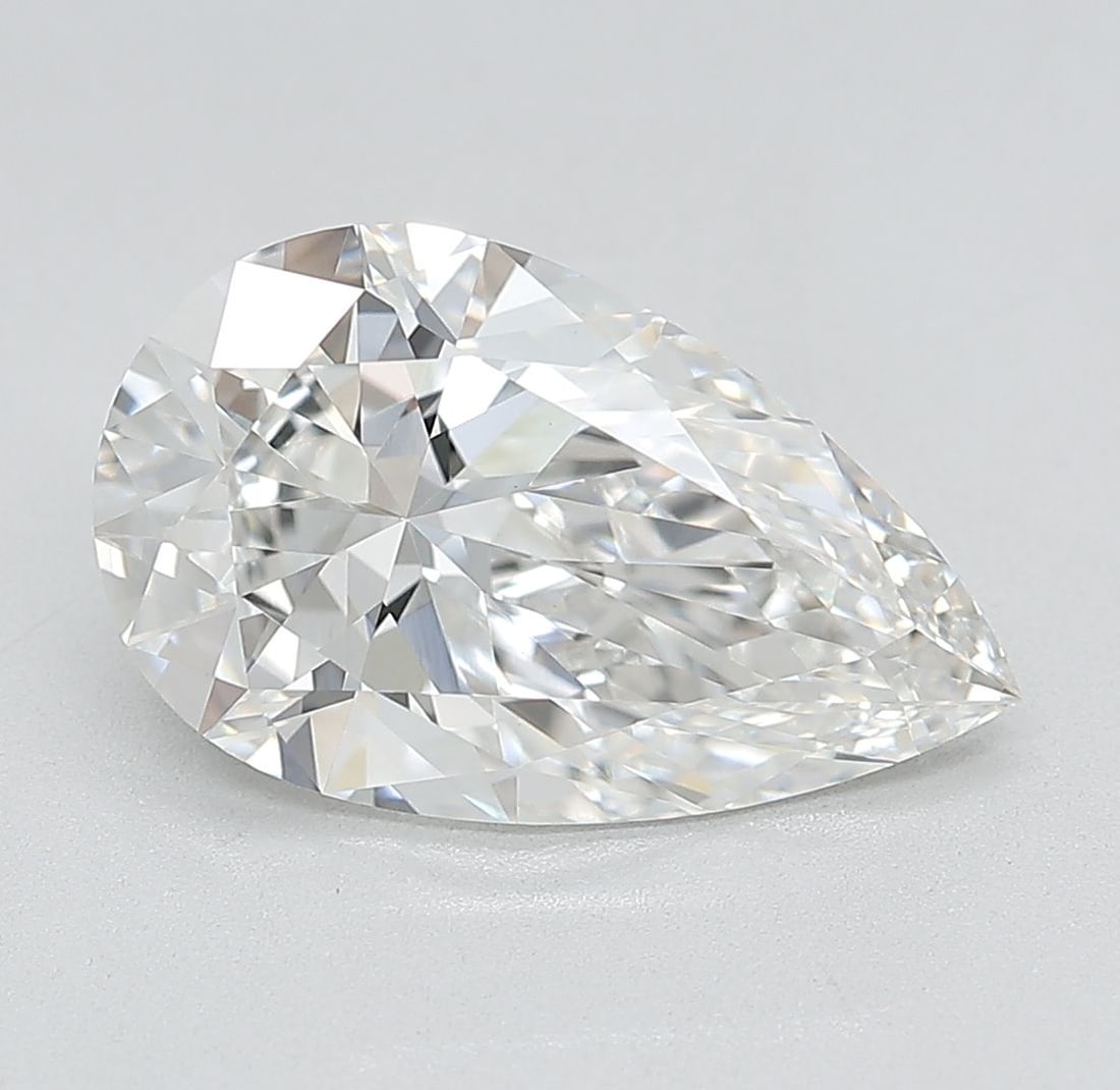 Loose Diamond - PEAR 3.33ct E VVS2: Loose Diamond - PEAR 3.33ct E VVS2 Source: This is a real non-mined Diamond that has been grown in a lab Shape: PEAR Carats: 3.33 Color: E Clarity: VVS2 Certification: IGI Video: