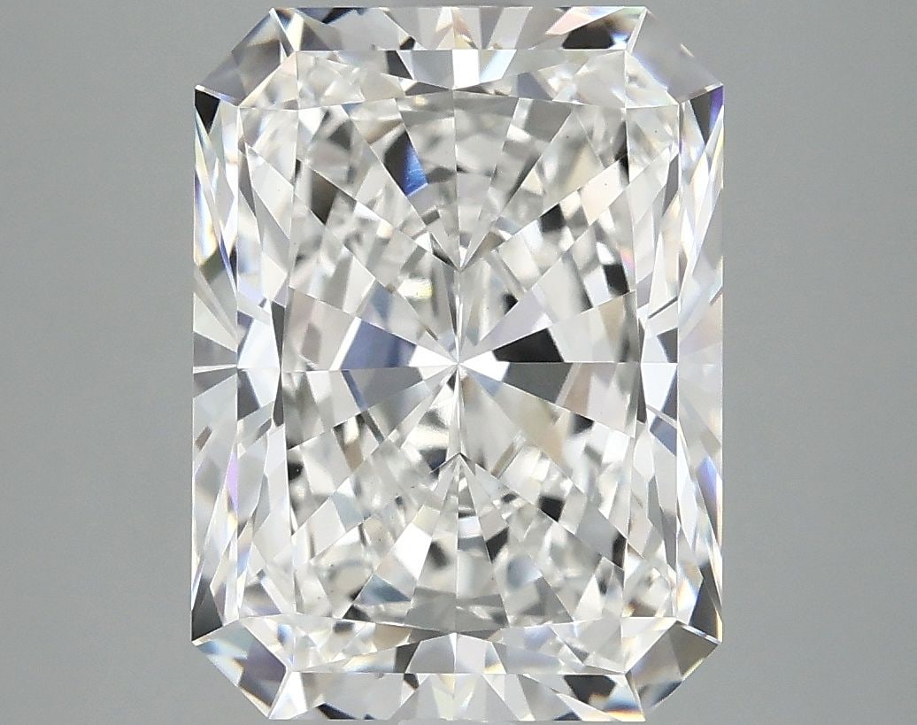 Loose Diamond - RADIANT 5.08ct F VVS2: Loose Diamond - RADIANT 5.08ct F VVS2 Source: This is a real non-mined Diamond that has been grown in a lab Shape: RADIANT Carats: 5.08 Color: F Clarity: VVS2 Certification: IGI Video: