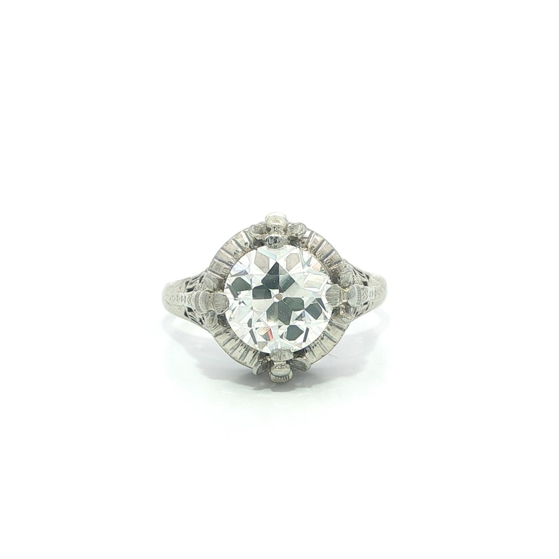 Art Deco 2.75ct VVS2 GIA Old European Diamond Ring in White Gold: Art Deco 2.75ct VVS2 GIA Old European Diamond Ring in White Gold This antique Art Deco engagement ring features a certified 2.75 carat natural Old European cut diamond with L color and VVS2 clarity, p