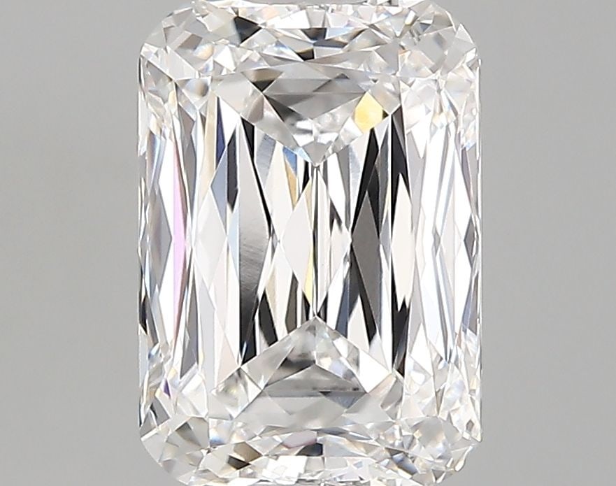 Loose Diamond - CUSHION MODIFIED 3.29ct E VVS1: Loose Diamond - CUSHION MODIFIED 3.29ct E VVS1 Source: This is a real non-mined Diamond that has been grown in a lab Shape: CUSHION MODIFIED Carats: 3.29 Color: E Clarity: VVS1 Certification: IGI Vide