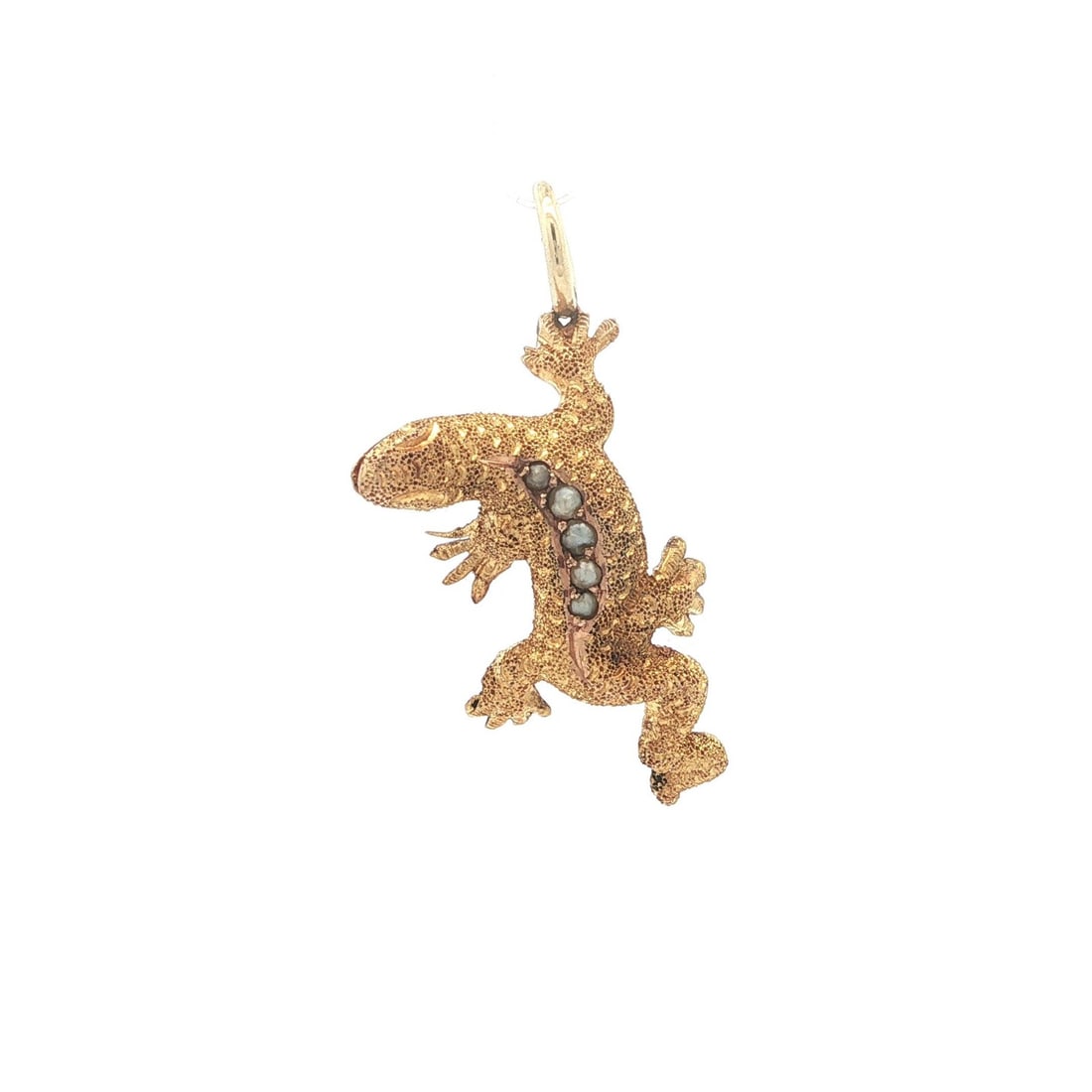 Antique Unbranded 14k Yellow Gold Lizard Pendant with 5 Seed Pearls: Antique Unbranded 14k Yellow Gold Lizard Pendant with 5 Seed Pearls Antique salamander, gecko, or lizard charm pendant crafted in solid 14k yellow gold with detailed texturing and set with natural gen