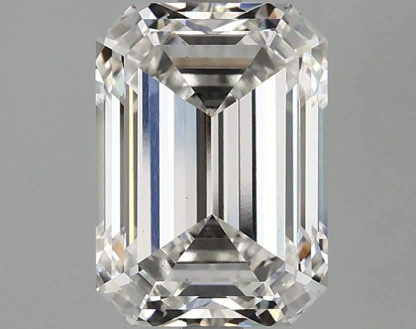 Loose Diamond - EMERALD 3.1ct F VS1: Loose Diamond - EMERALD 3.1ct F VS1 Source: This is a real non-mined Diamond that has been grown in a lab Shape: EMERALD Carats: 3.1 Color: F Clarity: VS1 Certification: IGI Video: