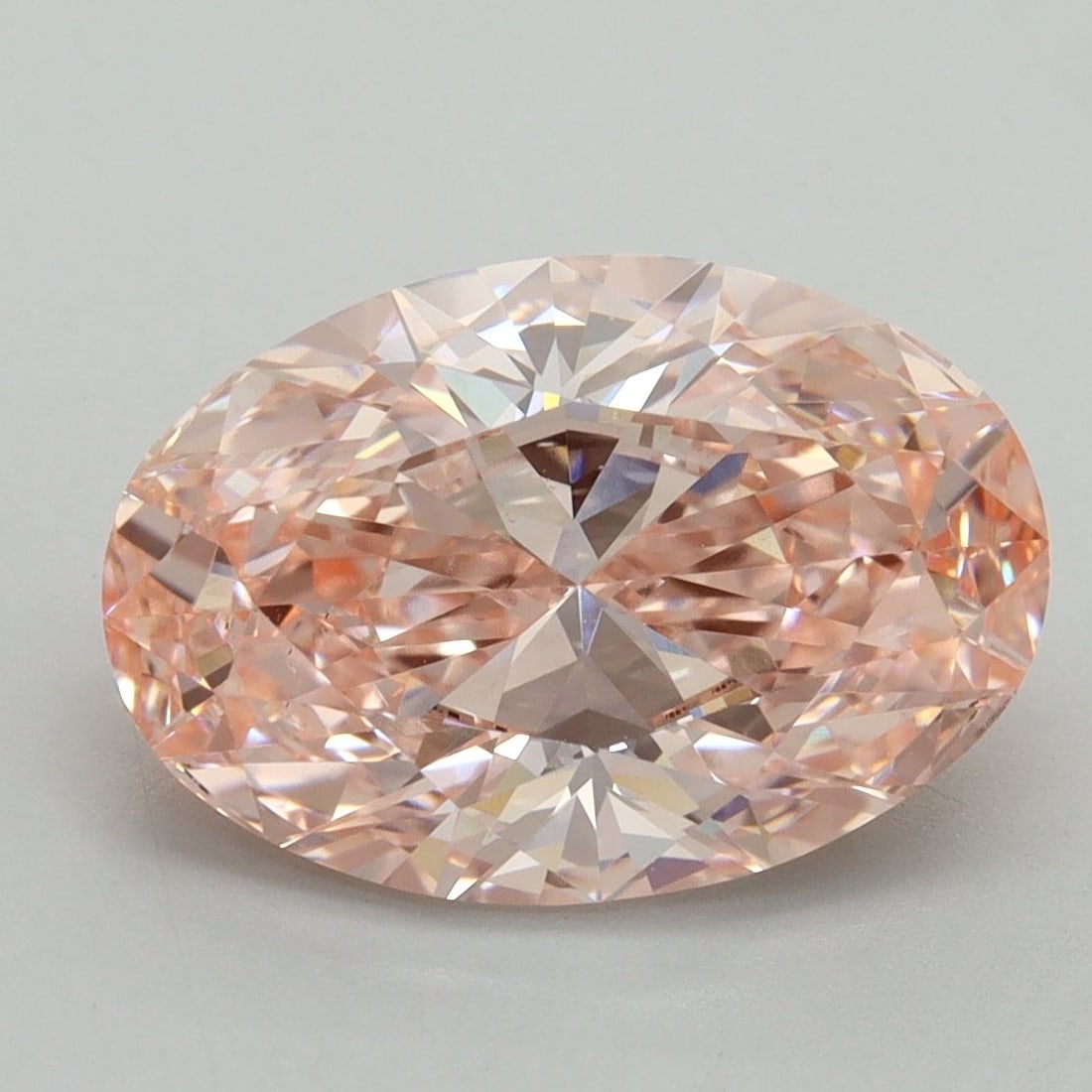 Loose Diamond - OVAL 4.02ct Fancy Vivid Pink VS2: Loose Diamond - OVAL 4.02ct Fancy Vivid Pink VS2 Source: This is a real non-mined Diamond that has been grown in a lab Shape: OVAL Carats: 4.02 Color: Fancy Vivid Pink Certification: IGI Video: