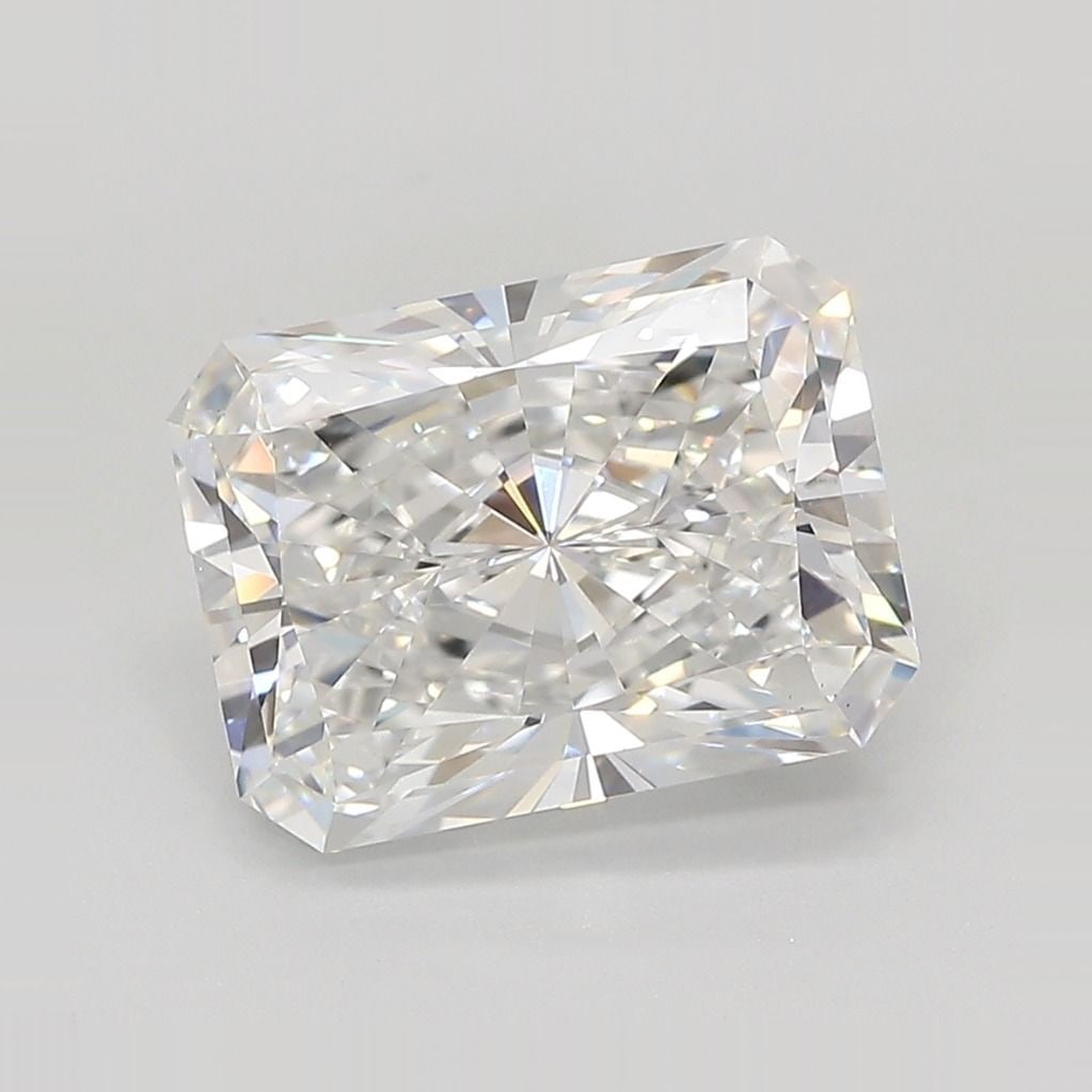 Loose Diamond - RADIANT 4.07ct E VS1: Loose Diamond - RADIANT 4.07ct E VS1 Source: This is a real non-mined Diamond that has been grown in a lab Shape: RADIANT Carats: 4.07 Color: E Clarity: VS1 Certification: IGI Video: