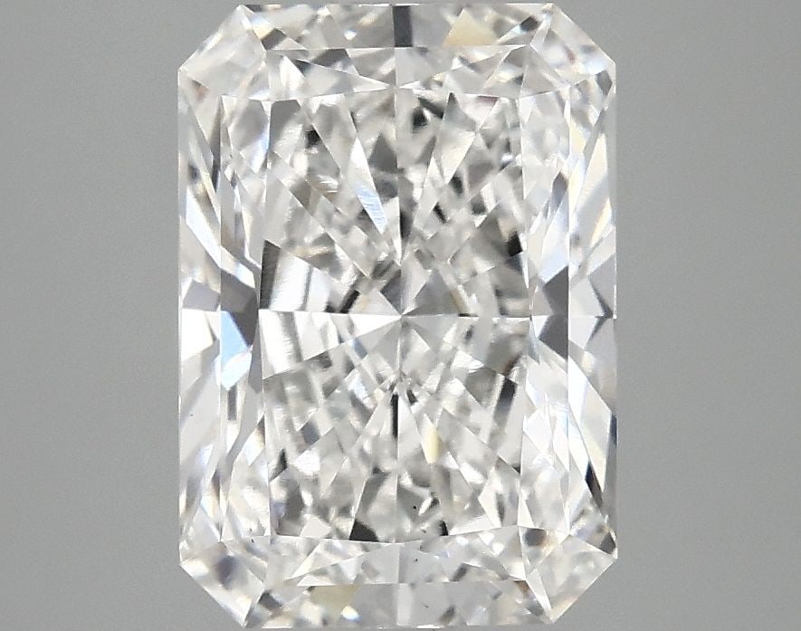 Loose Diamond - RADIANT 3.1ct F VS1: Loose Diamond - RADIANT 3.1ct F VS1 Source: This is a real non-mined Diamond that has been grown in a lab Shape: RADIANT Carats: 3.1 Color: F Clarity: VS1 Certification: IGI Video:
