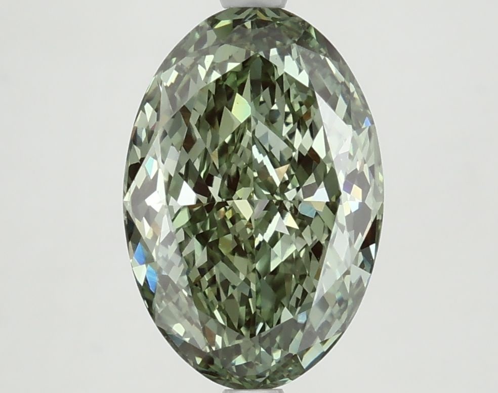 Loose Diamond - OVAL 3.52ct Fancy Vivid Green VS1: Loose Diamond - OVAL 3.52ct Fancy Vivid Green VS1 Source: This is a real non-mined Diamond that has been grown in a lab Shape: OVAL Carats: 3.52 Color: Fancy Vivid Green Certification: NONE The Diamon