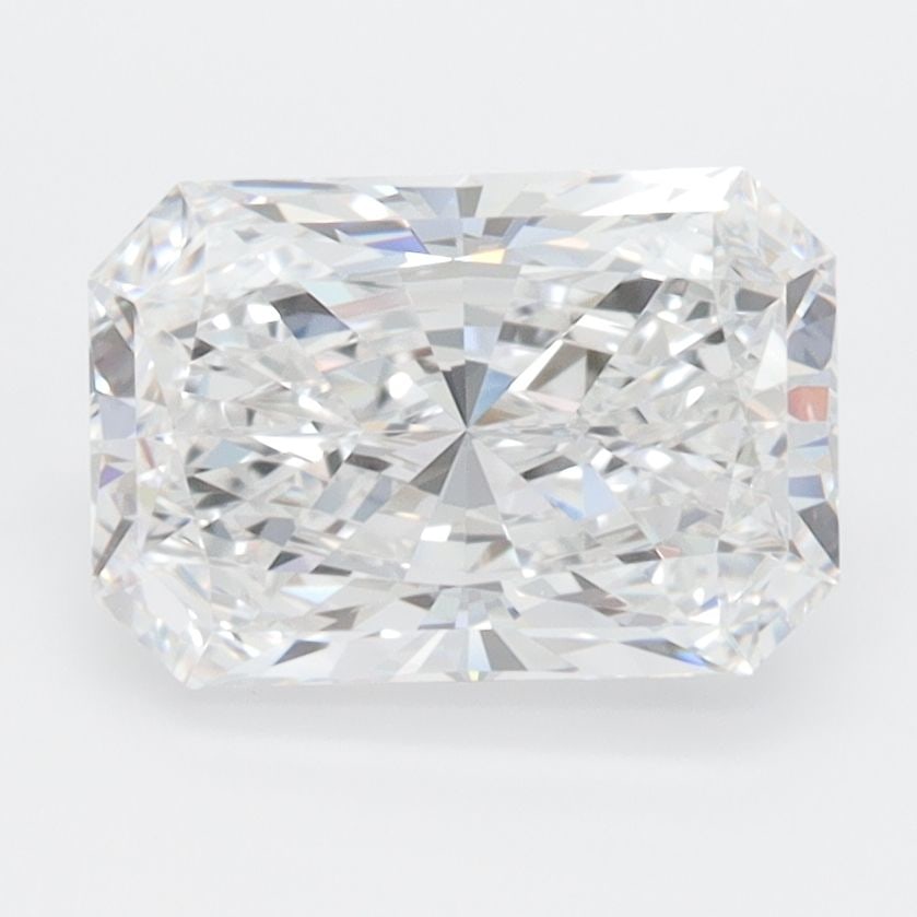 Loose Diamond - RADIANT 2.1ct D VVS1: Loose Diamond - RADIANT 2.1ct D VVS1 Source: This is a real non-mined Diamond that has been grown in a lab Shape: RADIANT Carats: 2.1 Color: D Clarity: VVS1 Certification: GIA Video:
