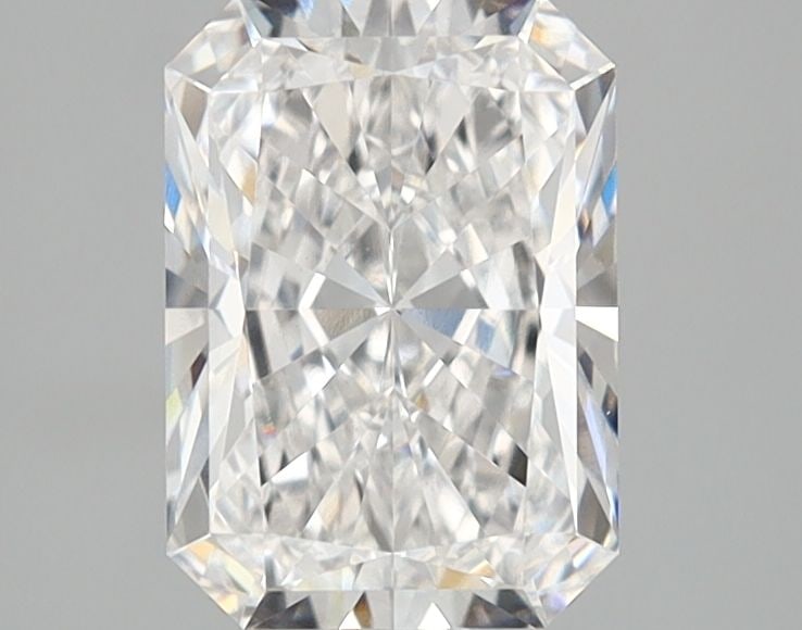 Loose Diamond - RADIANT 1.57ct E VVS2: Loose Diamond - RADIANT 1.57ct E VVS2 Source: This is a real non-mined Diamond that has been grown in a lab Shape: RADIANT Carats: 1.57 Color: E Clarity: VVS2 Certification: IGI Video: