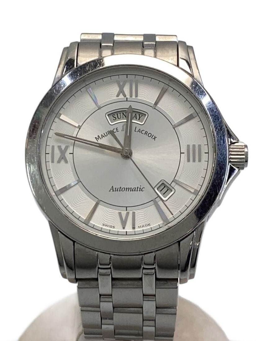 Maurice Lacroix stainless steel Pontos Day-Date wristwatch: Maurice Lacroix stainless steel Pontos Day-Date wristwatch This Maurice Lacroix Pontos Day-Date PT6058 men's wristwatch features a stainless steel case and band in a classic silver color. Designed for