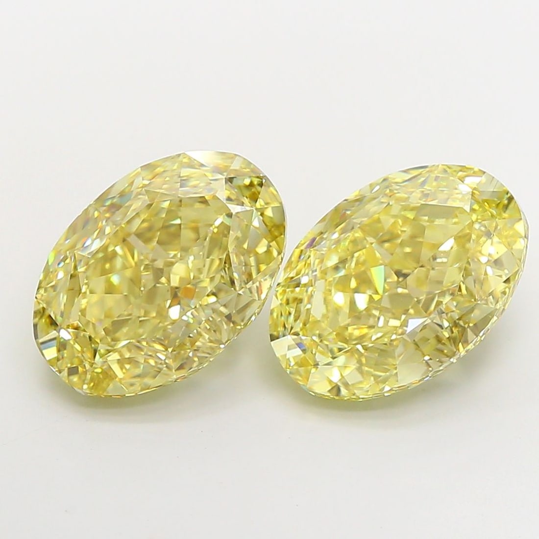 Loose Diamond - OVAL 8.07ct Fancy Yellow VS1: Loose Diamond - OVAL 8.07ct Fancy Yellow VS1 Source: This is a real non-mined Diamond that has been grown in a lab Shape: OVAL Carats: 8.07 Color: Fancy Yellow Certification: IGI Video: