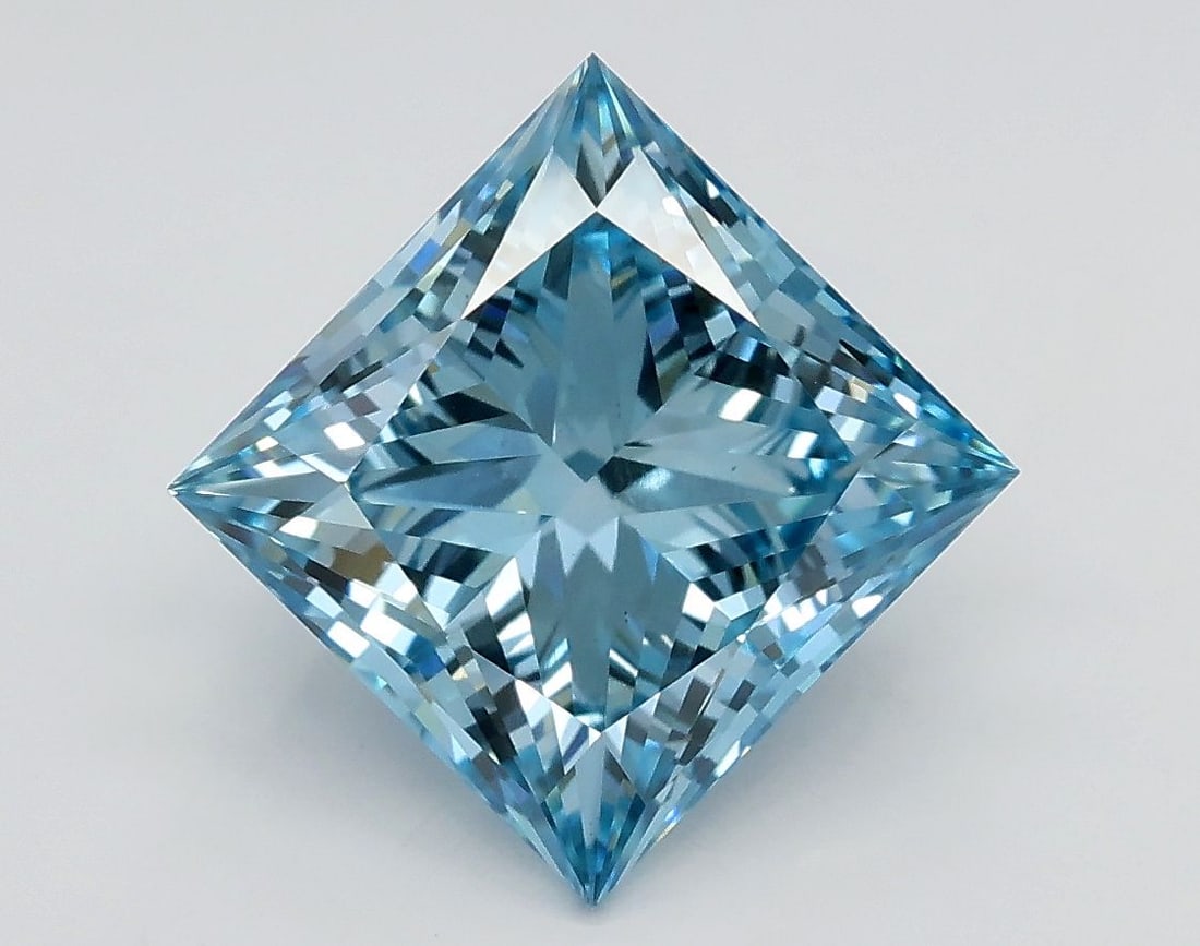 Loose Diamond - PRINCESS 2.7ct Fancy Intense Greenish Blue VS2: Loose Diamond - PRINCESS 2.7ct Fancy Intense Greenish Blue VS2 Source: This is a real non-mined Diamond that has been grown in a lab Shape: PRINCESS Carats: 2.7 Color: Fancy Intense Greenish Blue Cert