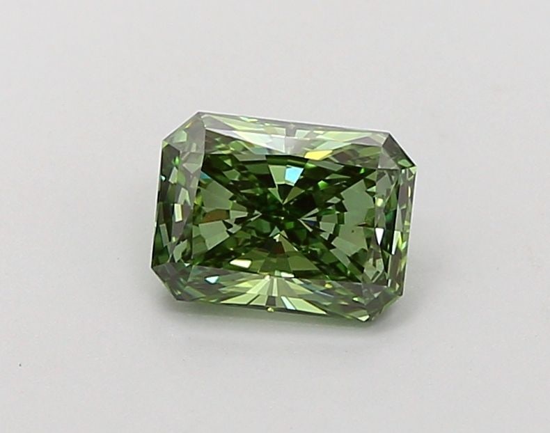 Loose Diamond - RADIANT 1.0ct Fancy Vivid Green VS1: Loose Diamond - RADIANT 1.0ct Fancy Vivid Green VS1 Source: This is a real non-mined Diamond that has been grown in a lab Shape: RADIANT Carats: 1.0 Color: Fancy Vivid Green Certification: IGI Video: