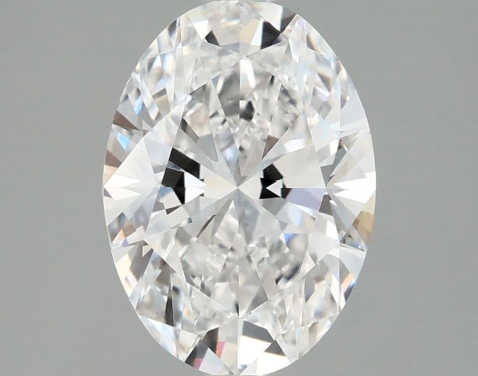 Loose Diamond - OVAL 1.65ct E VVS2: Loose Diamond - OVAL 1.65ct E VVS2 Source: This is a real non-mined Diamond that has been grown in a lab Shape: OVAL Carats: 1.65 Color: E Clarity: VVS2 Certification: IGI Video: