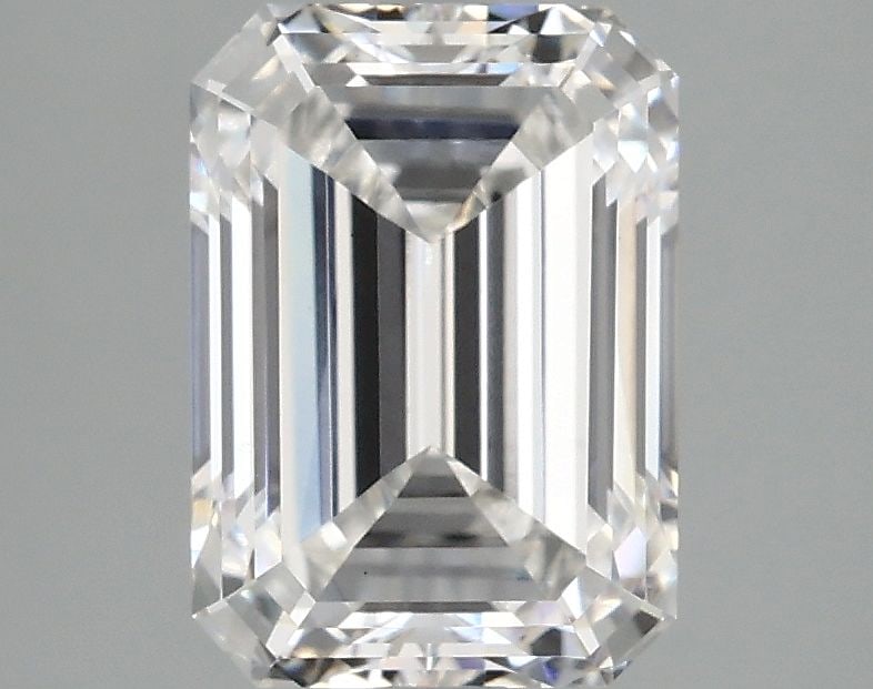 Loose Diamond - EMERALD 2.57ct E VS1: Loose Diamond - EMERALD 2.57ct E VS1 Source: This is a real non-mined Diamond that has been grown in a lab Shape: EMERALD Carats: 2.57 Color: E Clarity: VS1 Certification: IGI Video: