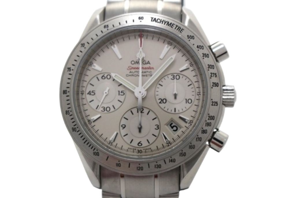 Omega Speedmaster Professional stainless steel chronograph watch 40mm box: Omega Speedmaster Professional stainless steel chronograph watch 40mm box This OMEGA Speedmaster Date Chronograph 323.10.40.40.020.001 is a Swiss-made men's wristwatch featuring a stainless steel case