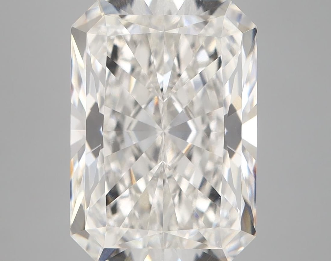 Loose Diamond - RADIANT 6.03ct G VVS2: Loose Diamond - RADIANT 6.03ct G VVS2 Source: This is a real non-mined Diamond that has been grown in a lab Shape: RADIANT Carats: 6.03 Color: G Clarity: VVS2 Certification: IGI Video: