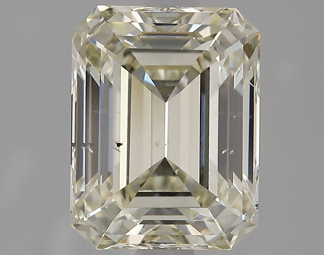 Loose Diamond - EMERALD 2.01ct K SI1: Loose Diamond - EMERALD 2.01ct K SI1 Source: This is a real non-mined Diamond that has been grown in a lab Shape: EMERALD Carats: 2.01 Color: K Clarity: SI1 Certification: IGI Video: