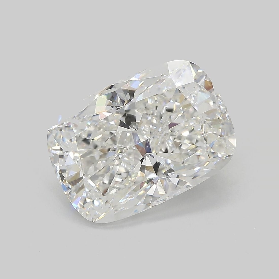 Loose Diamond - CUSHION MODIFIED 6.42ct E VS1: Loose Diamond - CUSHION MODIFIED 6.42ct E VS1 Source: This is a real non-mined Diamond that has been grown in a lab Shape: CUSHION MODIFIED Carats: 6.42 Color: E Clarity: VS1 Certification: IGI The Di