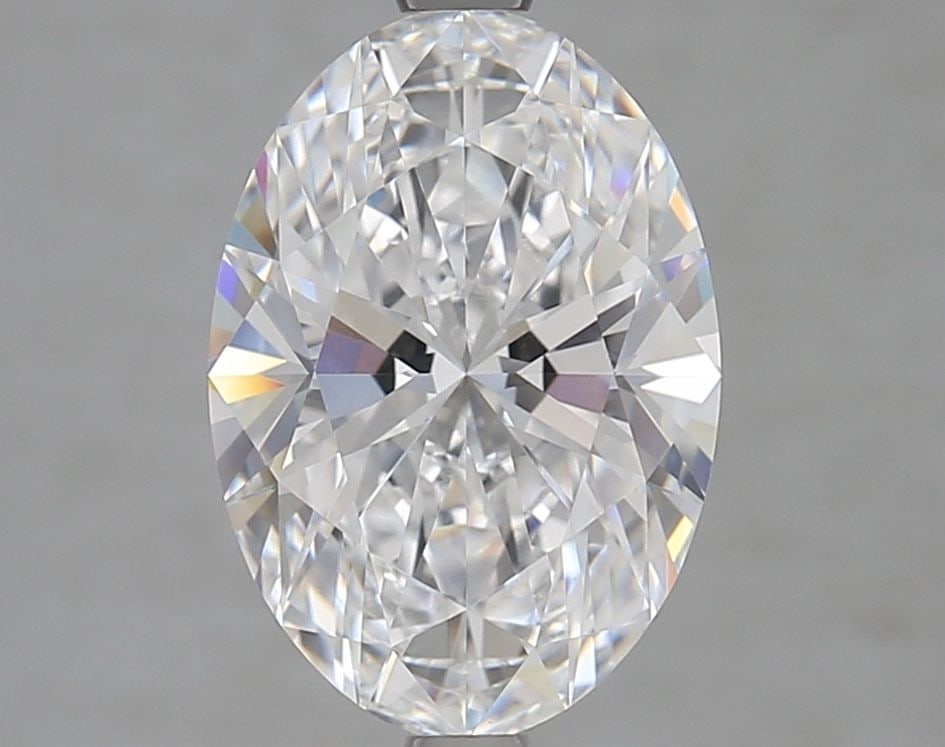 Loose Diamond - OVAL 3.28ct D VVS2: Loose Diamond - OVAL 3.28ct D VVS2 Source: This is a real non-mined Diamond that has been grown in a lab Shape: OVAL Carats: 3.28 Color: D Clarity: VVS2 Certification: GIA Video: Video Link The