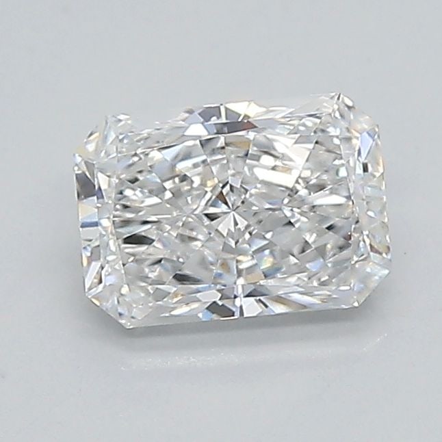 Loose Diamond - RADIANT 0.61ct E VVS2: Loose Diamond - RADIANT 0.61ct E VVS2 Source: This is a real non-mined Diamond that has been grown in a lab Shape: RADIANT Carats: 0.61 Color: E Clarity: VVS2 Certification: IGI Video: Video Link The