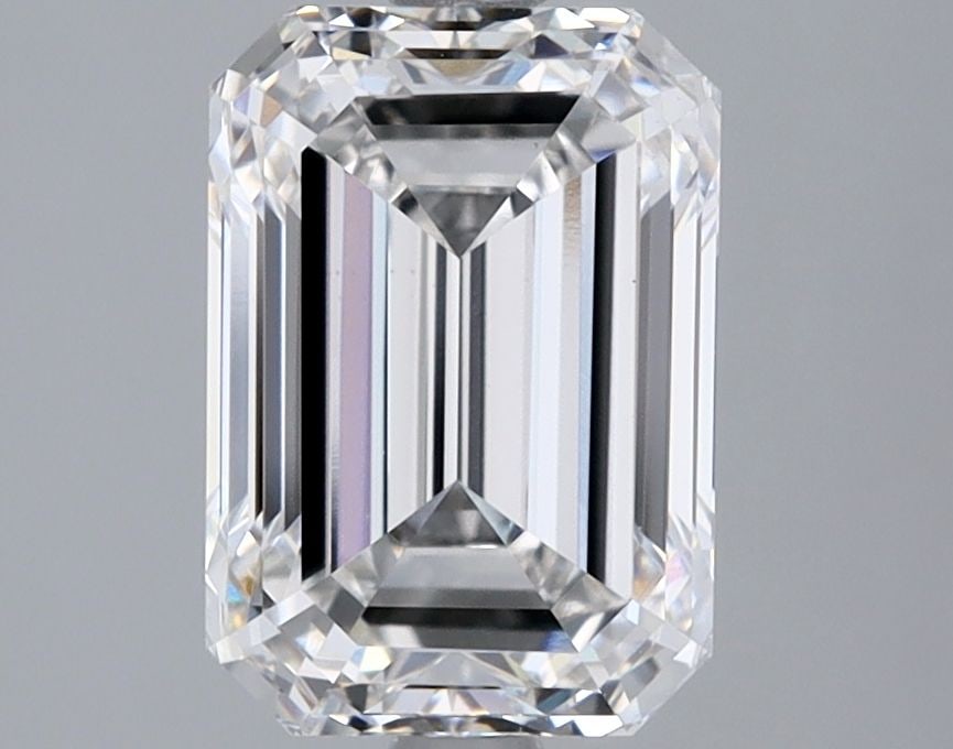 Loose Diamond - EMERALD 2.54ct E VVS2: Loose Diamond - EMERALD 2.54ct E VVS2 Source: This is a real non-mined Diamond that has been grown in a lab Shape: EMERALD Carats: 2.54 Color: E Clarity: VVS2 Certification: IGI Video: