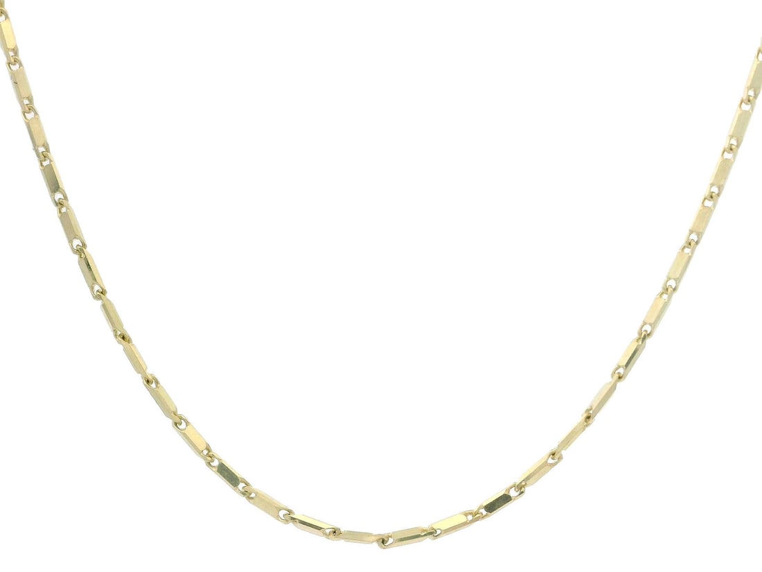 16 Inch Flat Faceted Link Necklace in 18k Yellow Gold: 16 Inch Flat Faceted Link Necklace in 18k Yellow Gold This un-used antique style flat faceted link chain necklace is crafted from solid 18k yellow gold. The chain measures 16 inches in length and appr