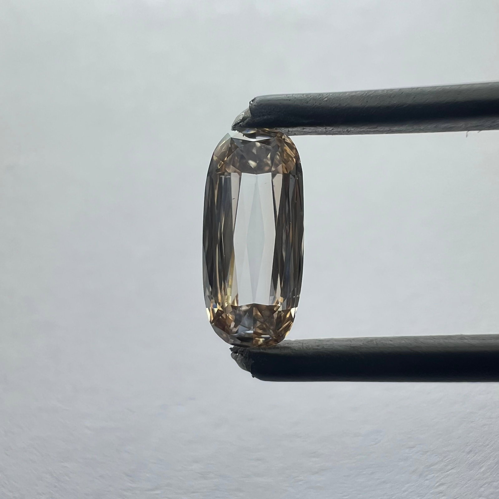 Loose Diamond - OTHER 0.82ct Champagne VS2: Loose Diamond - OTHER 0.82ct Champagne VS2 Source: This is a real non-mined Diamond that has been grown in a lab Shape: OTHER Carats: 0.82 Color: Champagne Certification: NONE The Diamond Depot Guaran