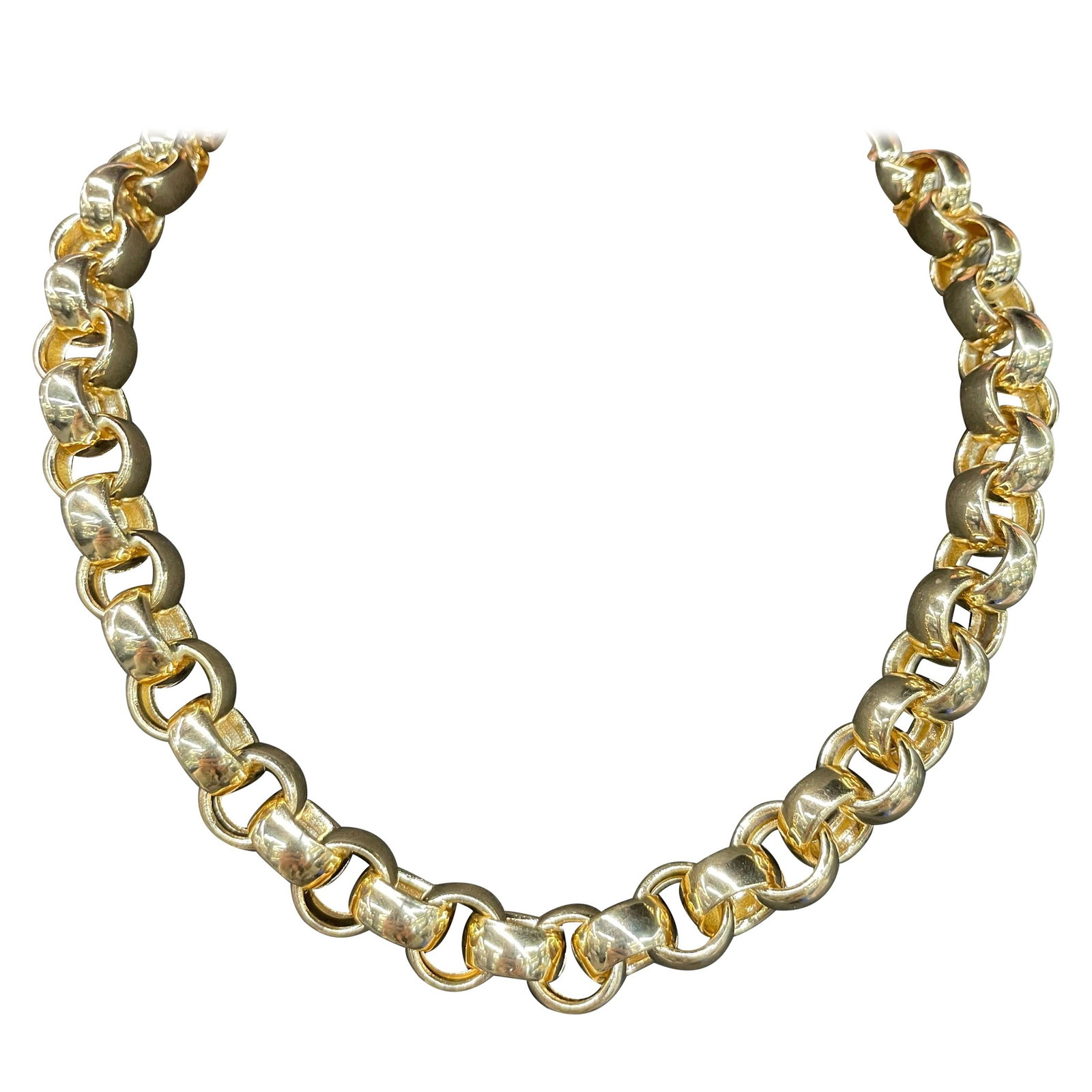 Harbor Diamonds 14K Yellow Gold Contemporary Link Necklace 62.2g Turkey: Harbor Diamonds 14K Yellow Gold Contemporary Link Necklace 62.2g Turkey This stunning 14 Karat Yellow Gold Link Necklace showcases a contemporary design with 52 high-polished links, elegantly crafted 