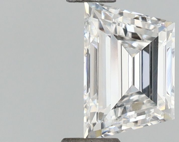 Loose Diamond - TRAPEZOID 0.7ct D VVS2