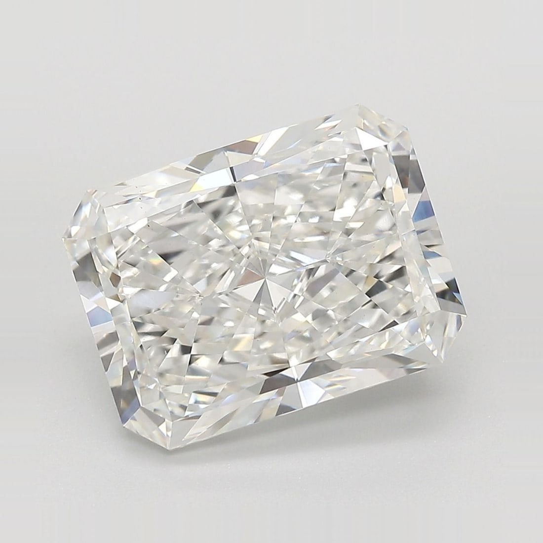 Loose Diamond - RADIANT 7.02ct F VS1: Loose Diamond - RADIANT 7.02ct F VS1 Source: This is a real non-mined Diamond that has been grown in a lab Shape: RADIANT Carats: 7.02 Color: F Clarity: VS1 Certification: IGI Video: Video Link The