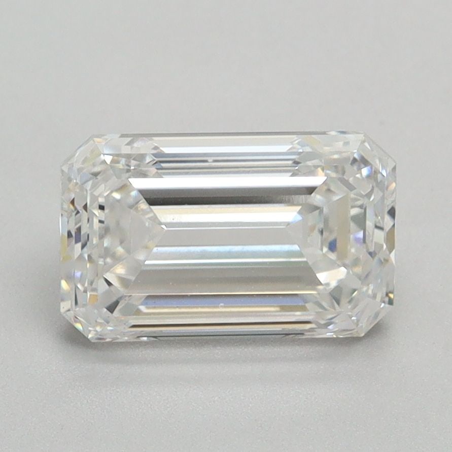 Loose Diamond - EMERALD 2.08ct E VS2: Loose Diamond - EMERALD 2.08ct E VS2 Source: This is a real non-mined Diamond that has been grown in a lab Shape: EMERALD Carats: 2.08 Color: E Clarity: VS2 Certification: NONE Video: Video Link The
