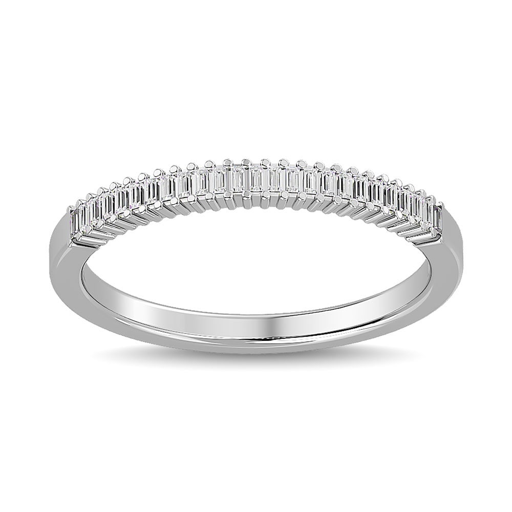 Diamond 1/2 Ct.tw Anniversary Band in 14K White Gold: Diamond 1/2 Ct.tw Anniversary Band in 14K White Gold 14k White Gold Stone Color: G-h Stone Clarity: I1 Each ring is presented in standard size 6.5. Complimentary resizing is available between sizes 51