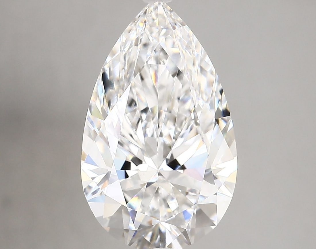 Loose Diamond - PEAR 4.02ct D VS1: Loose Diamond - PEAR 4.02ct D VS1 Source: This is a real non-mined Diamond that has been grown in a lab Shape: PEAR Carats: 4.02 Color: D Clarity: VS1 Certification: GIA Video: