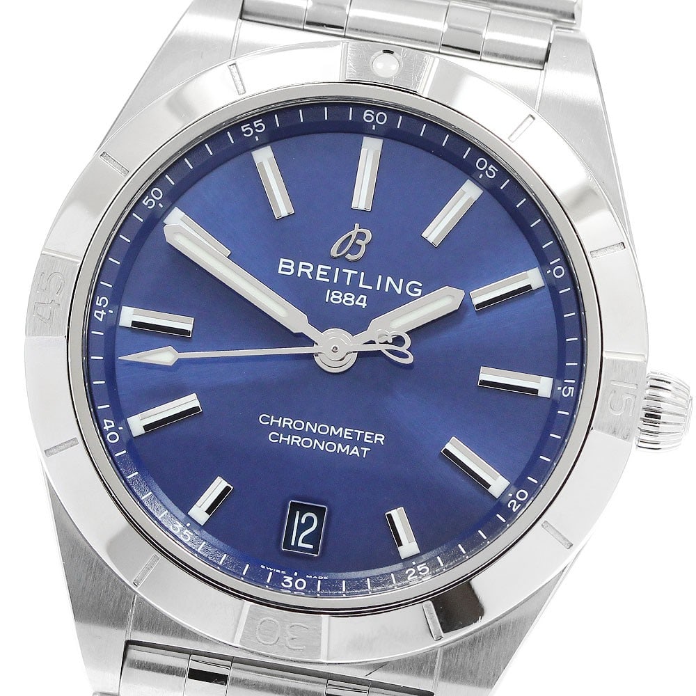 Breitling Chronomat Automatic 36 Womens Wristwatch Ref A10380: Breitling Chronomat Automatic 36 Womens Wristwatch Ref A10380 Pre-owned Breitling Chronomat Automatic 36 ladies wristwatch with a navy dial, automatic movement, and stainless steel case and bracelet. 