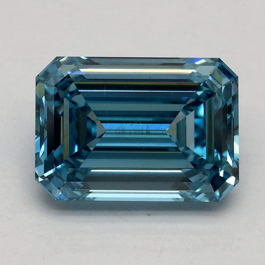 Loose Diamond - EMERALD 3.0ct Fancy Vivid Blue VS2: Loose Diamond - EMERALD 3.0ct Fancy Vivid Blue VS2 Source: This is a real non-mined Diamond that has been grown in a lab Shape: EMERALD Carats: 3.0 Color: Fancy Vivid Blue Certification: IGI Video: