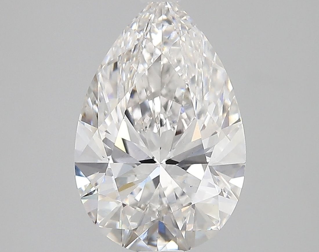 Loose Diamond - PEAR 3.3ct G VS2: Loose Diamond - PEAR 3.3ct G VS2 Source: This is a real non-mined Diamond that has been grown in a lab Shape: PEAR Carats: 3.3 Color: G Clarity: VS2 Certification: GIA Video: