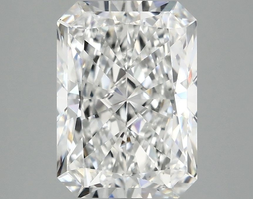 Loose Diamond - RADIANT 2.99ct E VS1: Loose Diamond - RADIANT 2.99ct E VS1 Source: This is a real non-mined Diamond that has been grown in a lab Shape: RADIANT Carats: 2.99 Color: E Clarity: VS1 Certification: IGI Video: