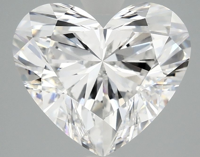Loose Diamond - HEART 4.09ct D VS1: Loose Diamond - HEART 4.09ct D VS1 Source: This is a real non-mined Diamond that has been grown in a lab Shape: HEART Carats: 4.09 Color: D Clarity: VS1 Certification: IGI Video: