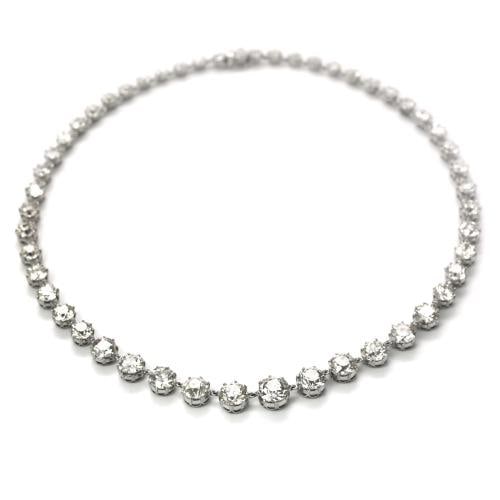 Elegant 51 Diamond Necklace in Platinum 46.65 Cts F-H VS1-SI1: Elegant 51 Diamond Necklace in Platinum 46.65 Cts F-H VS1-SI1 This exquisite European Cut Diamond Necklace features a total of 51 dazzling diamonds, weighing an impressive 46.65 carats. The diamonds e