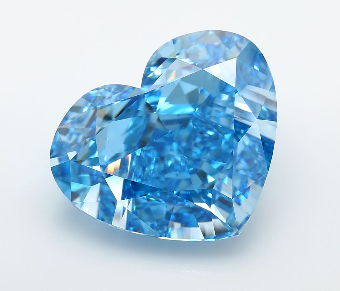 Loose Diamond - HEART 25.08ct Fancy Vivid Blue VS1: Loose Diamond - HEART 25.08ct Fancy Vivid Blue VS1 Source: This is a real non-mined Diamond that has been grown in a lab Shape: HEART Carats: 25.08 Color: Fancy Vivid Blue Certification: IGI Video: