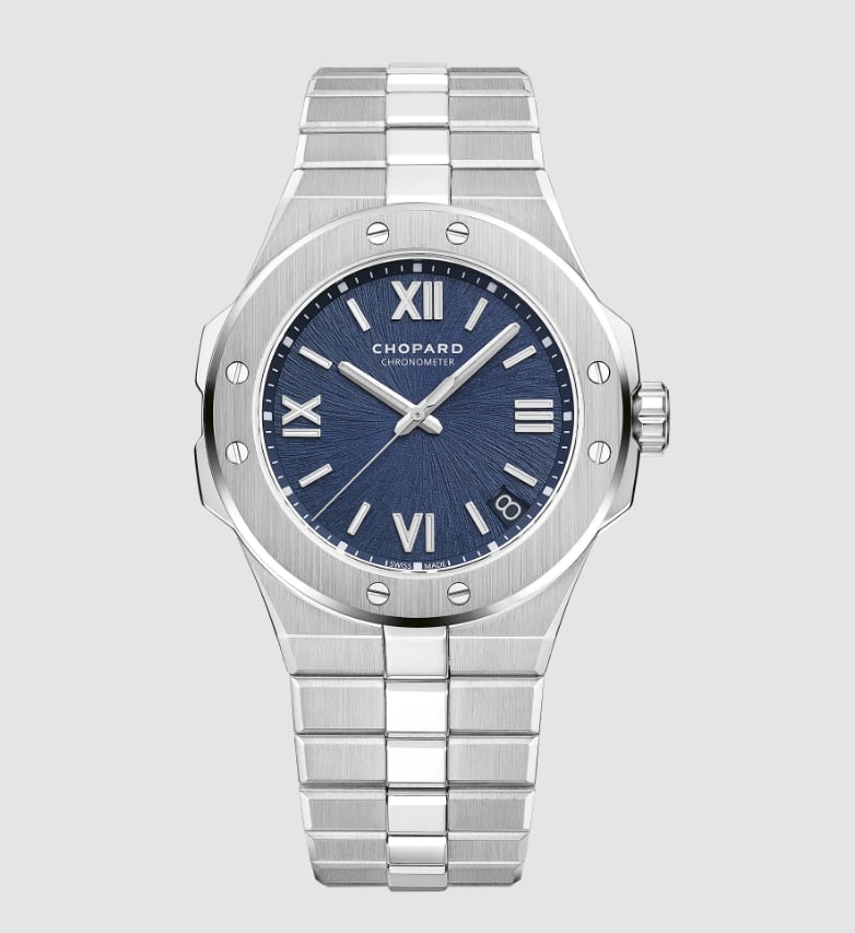 Chopard Alpine Eagle Mens Watch Blue Dial Steel Bracelet Ref 298600-3001: Chopard Alpine Eagle Mens Watch Blue Dial Steel Bracelet Ref 298600-3001 Chopard Alpine Eagle wristwatch featuring a blue dial, fixed bezel, and stainless steel bracelet. Includes card dated 2023. Spe