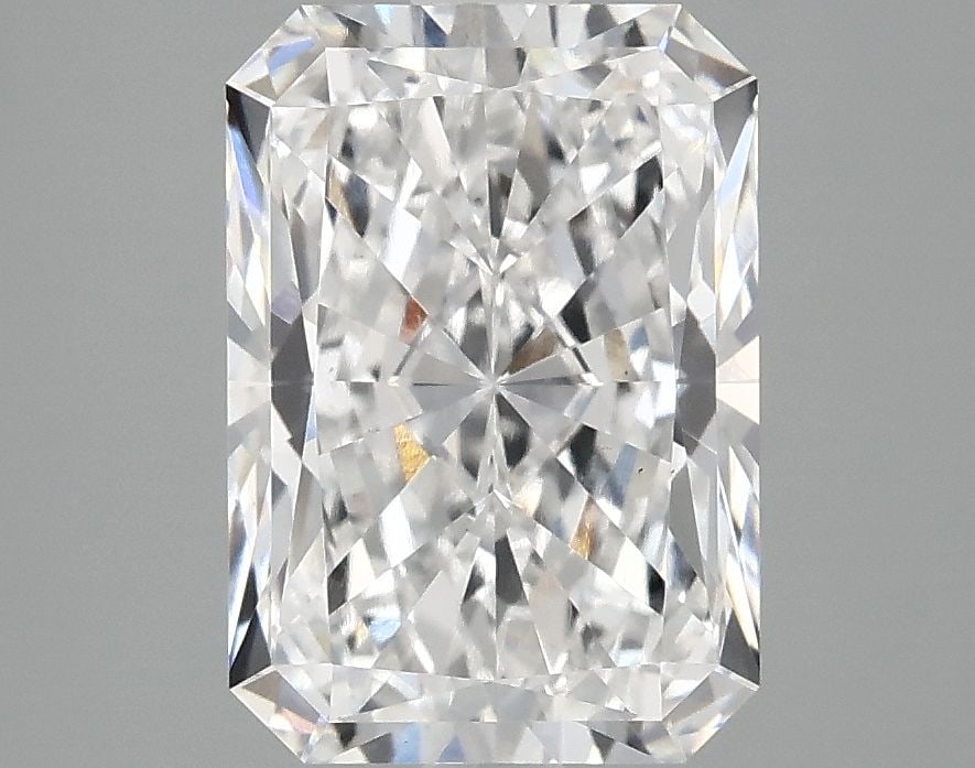 Loose Diamond - RADIANT 3.07ct E VS1: Loose Diamond - RADIANT 3.07ct E VS1 Source: This is a real non-mined Diamond that has been grown in a lab Shape: RADIANT Carats: 3.07 Color: E Clarity: VS1 Certification: IGI Video: Video Link The