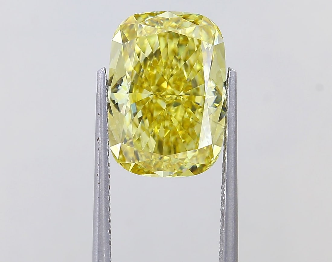 Loose Diamond - CUSHION MODIFIED 4.9ct Fancy Intense Yellow VS1: Loose Diamond - CUSHION MODIFIED 4.9ct Fancy Intense Yellow VS1 Source: This is a real non-mined Diamond that has been grown in a lab Shape: CUSHION MODIFIED Carats: 4.9 Color: Fancy Intense Yellow